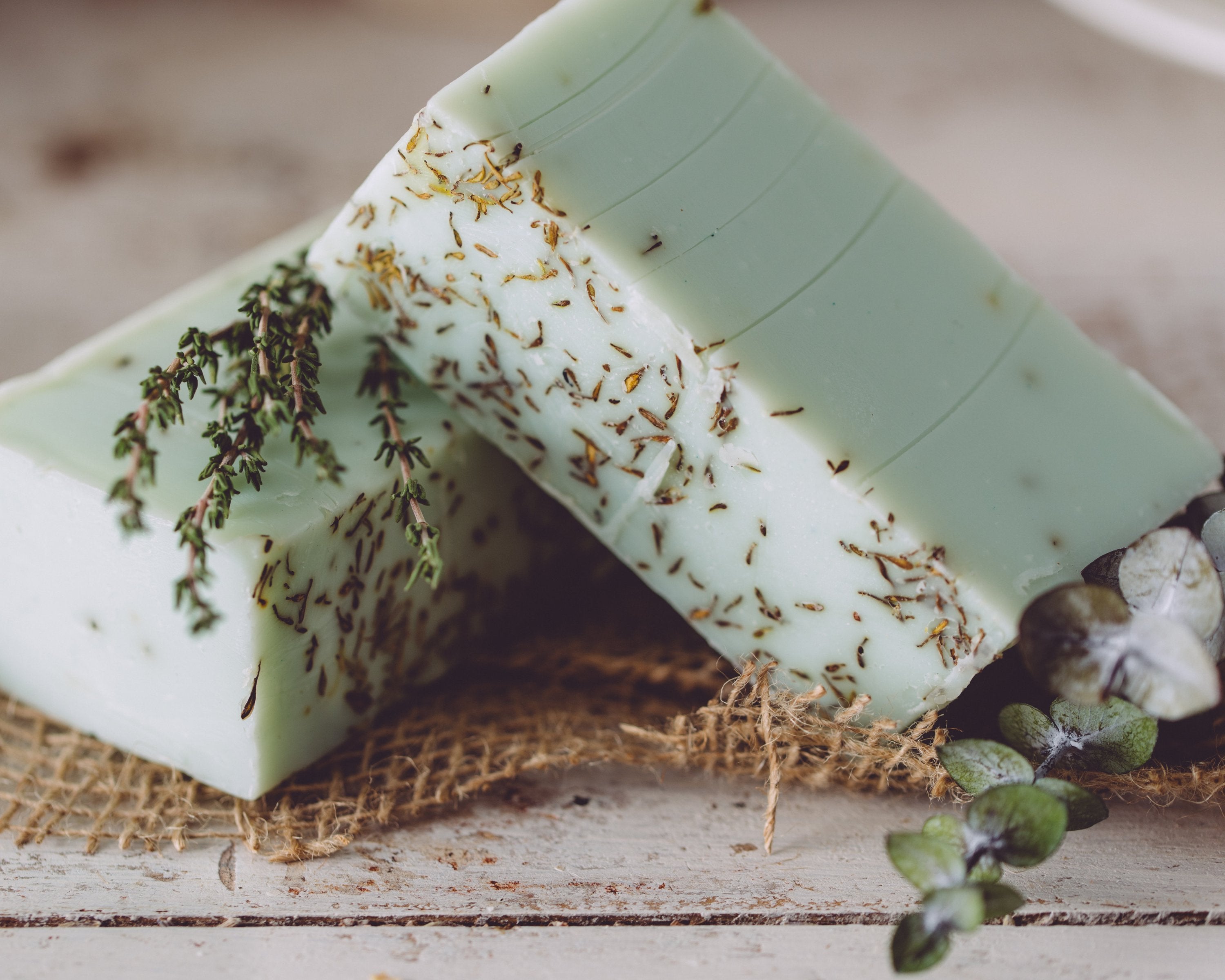 Eucalyptus Thyme Organic Handmade Soap – Refreshing & Invigorating Cleanse
