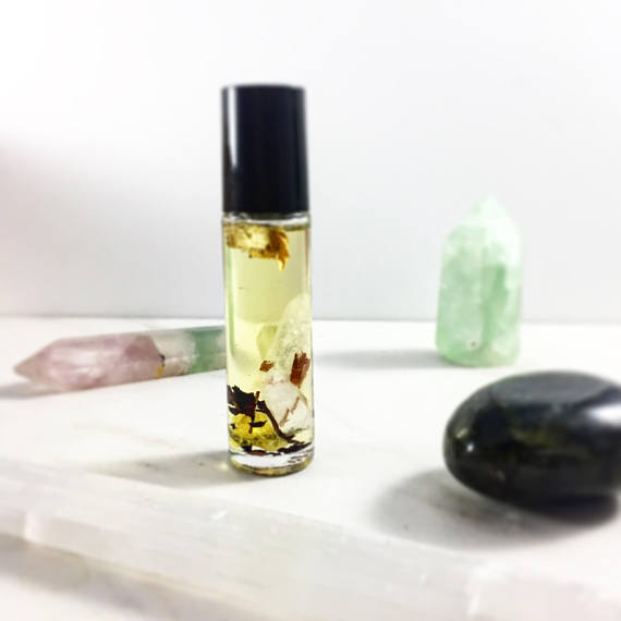 Frankincense Crystal Essential Oil Blend – Grounding Aromatherapy Roll-On